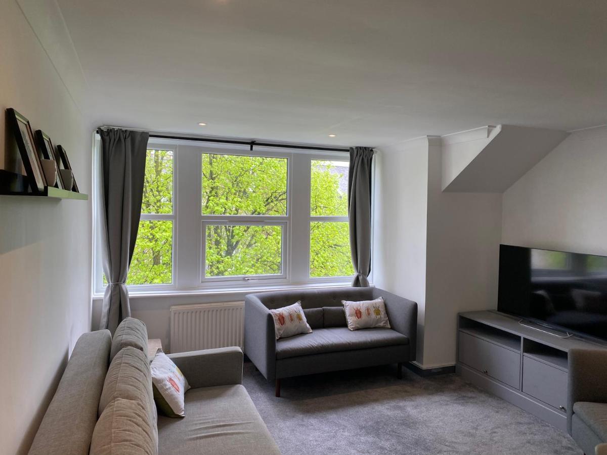 Dragon Parade Apartment Harrogate