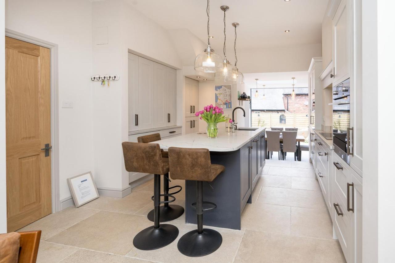 Townhouse By Serviced Harrogate
