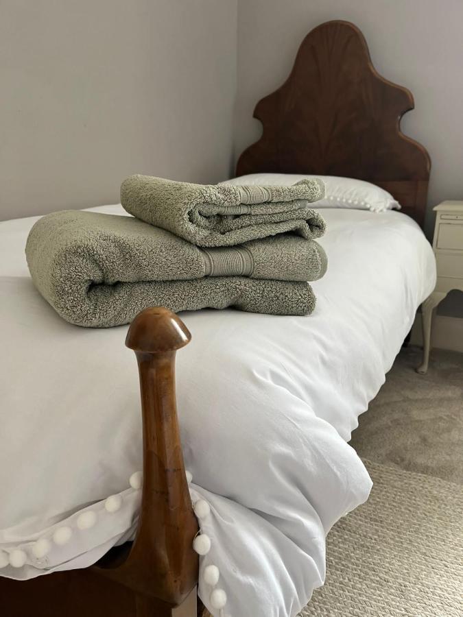 Private - 3 Bedrooms * Harrogate
