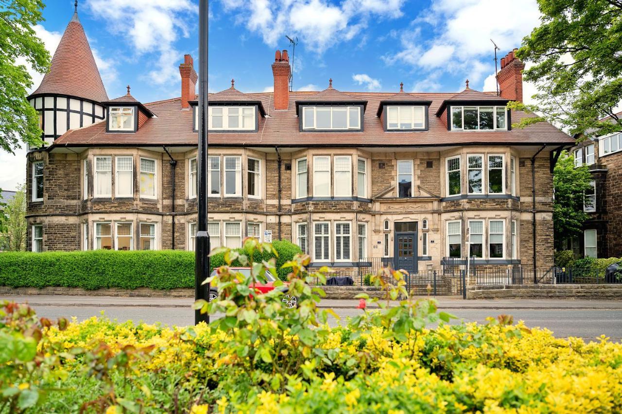 Finest Retreats - The Regency Apartment