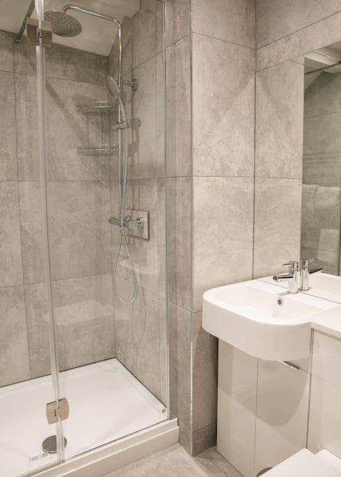 St Magnus House, Fabulous Town House * Harrogate