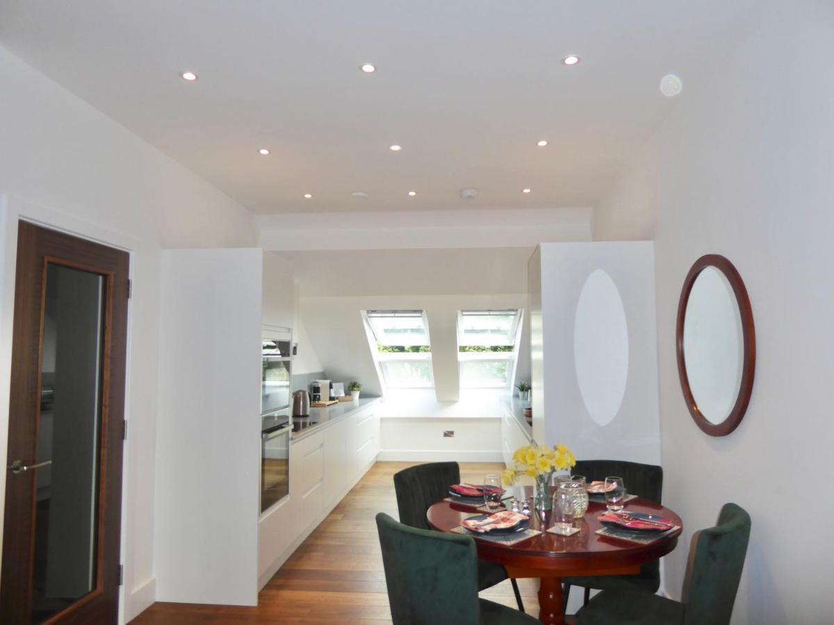 Springfield Court 12 Harrogate