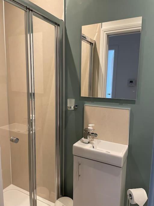 Beautiful In Harrogate, North Yorkshire Apartment *