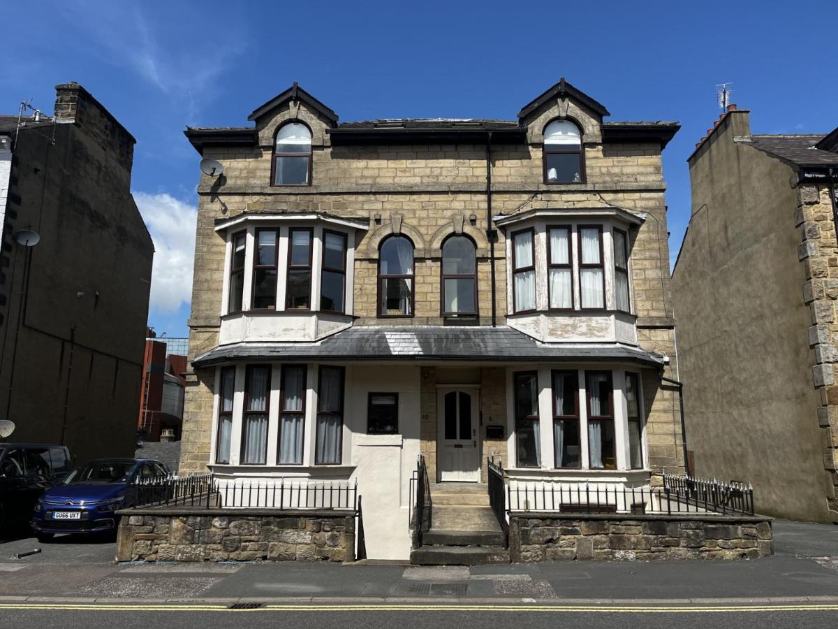 Hideaway - 2 Bed Near Station And Conference Centre