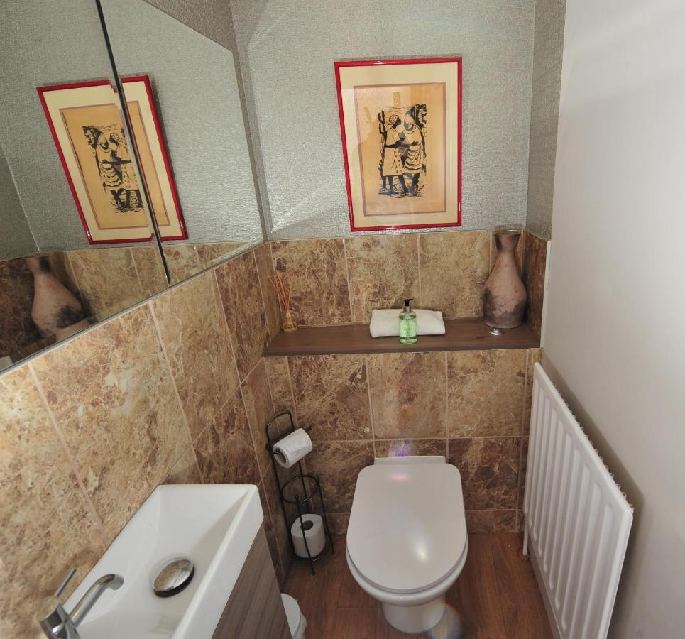 - Strawberry One - Private Parking * Harrogate