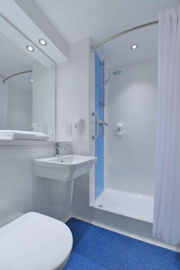 Travelodge 3*