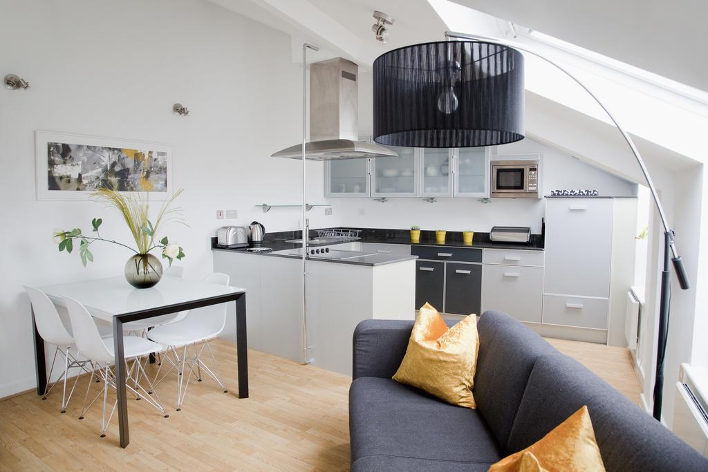 Regent House Deluxe 2 Bedroom Apartment *