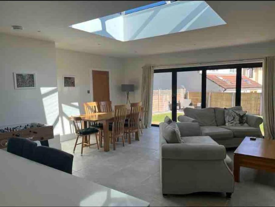 Stylish Near The Centre Of Apartment