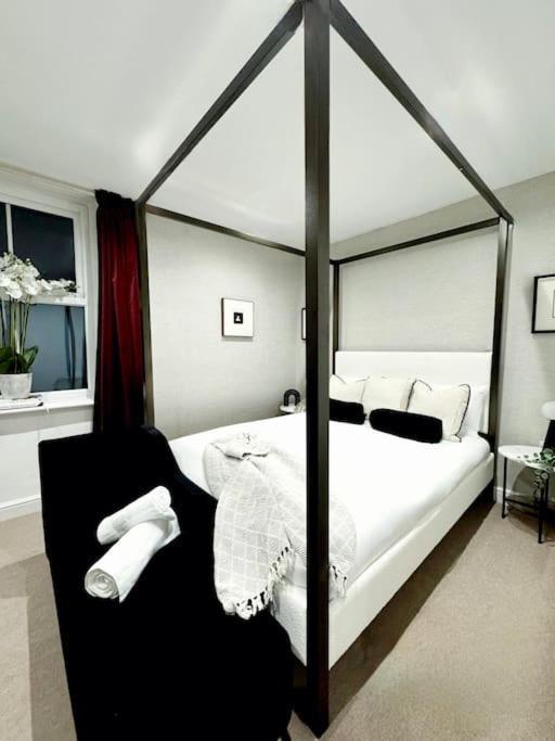Luxury, Interior-designed, Spacious Harrogate