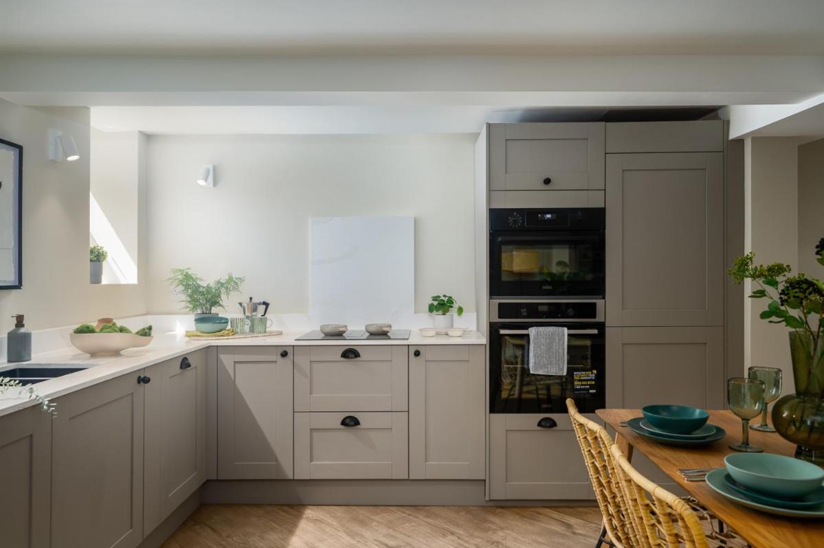 Kist Accommodates - Hughenden Loft * Harrogate