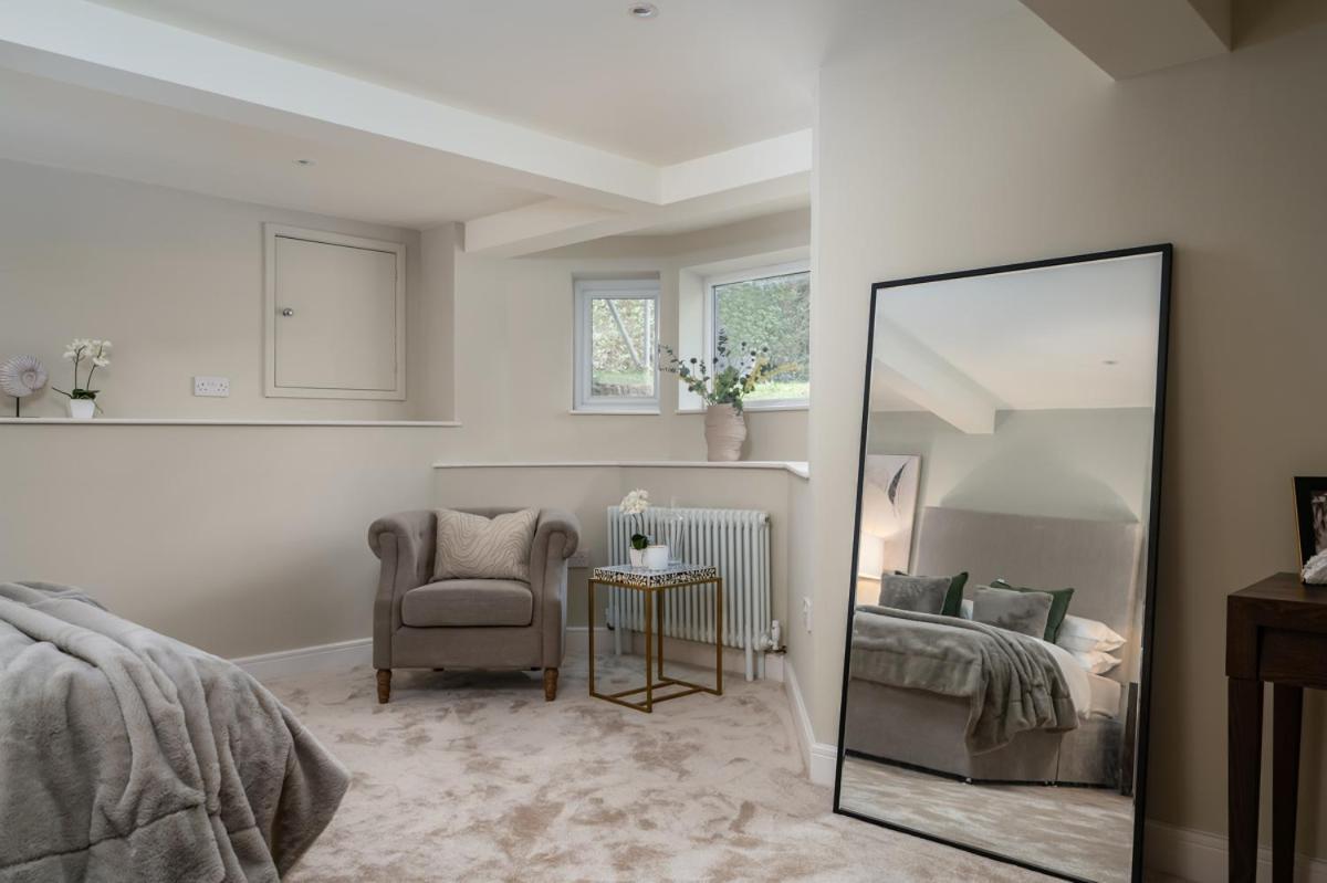 Kist Accommodates - Hughenden Loft Apartment Harrogate