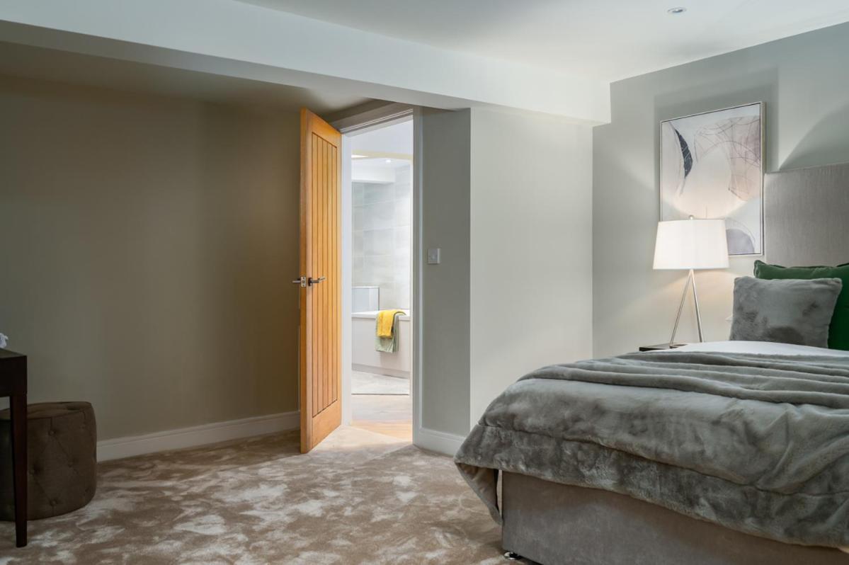 Kist Accommodates - Hughenden Loft * Harrogate