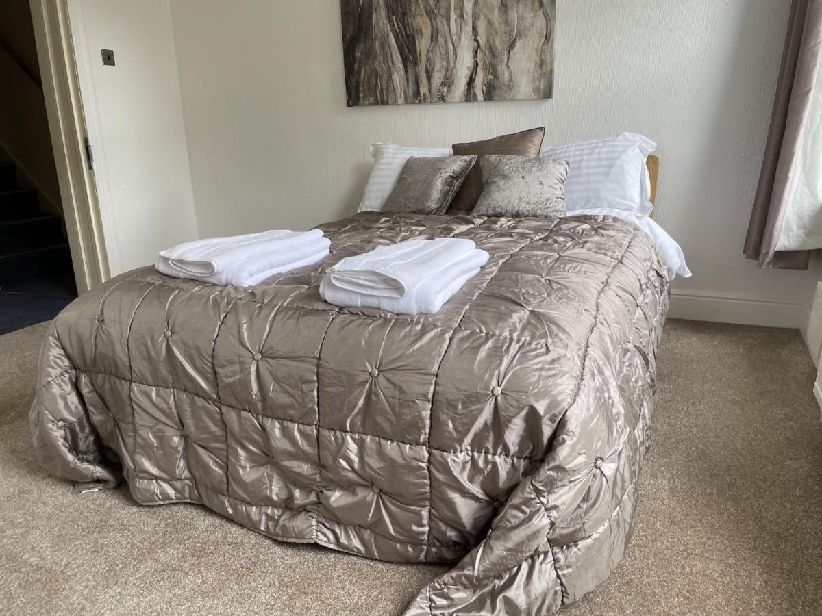 4 Bedroom House In Town Centre