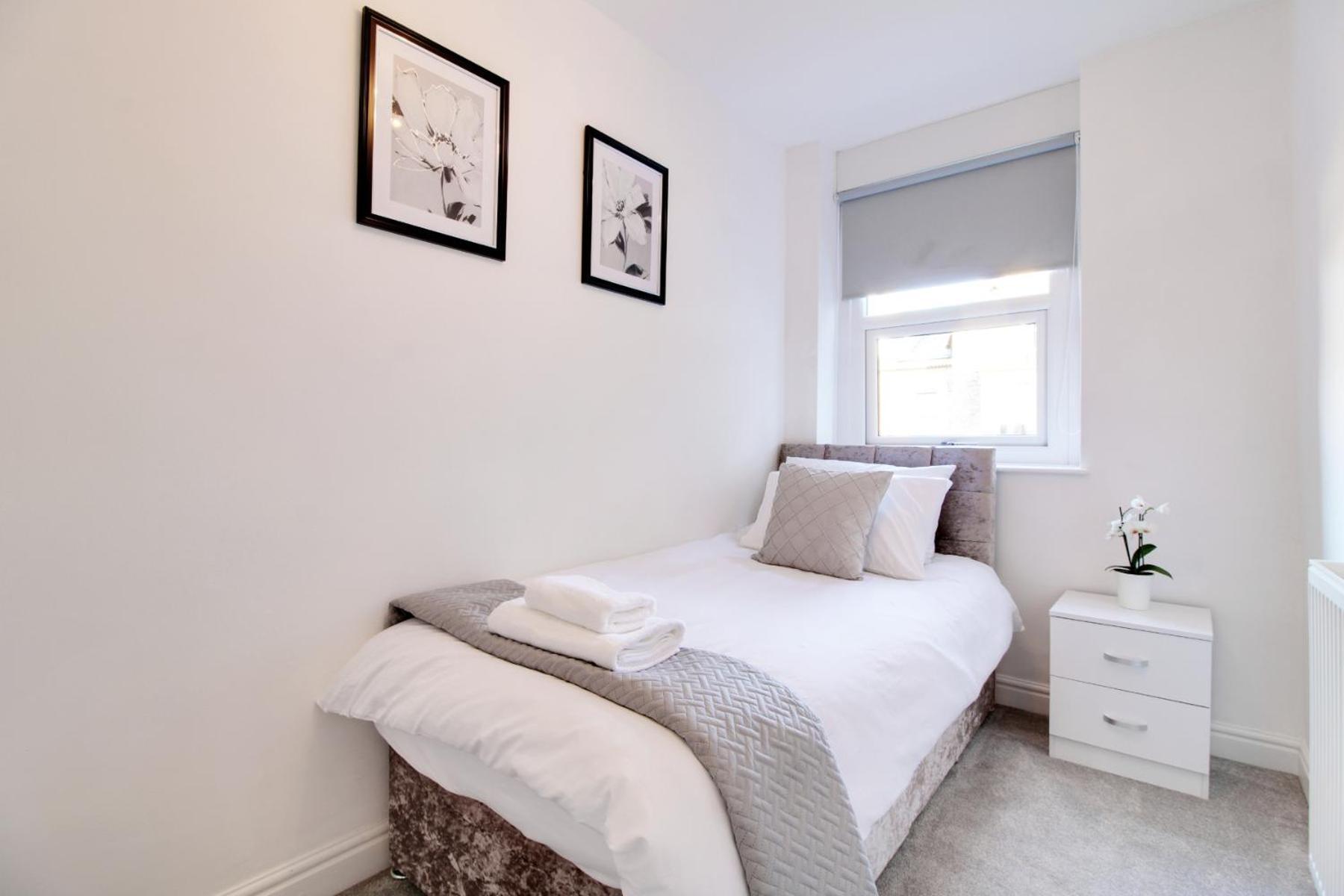 Modern Centre Apartment *