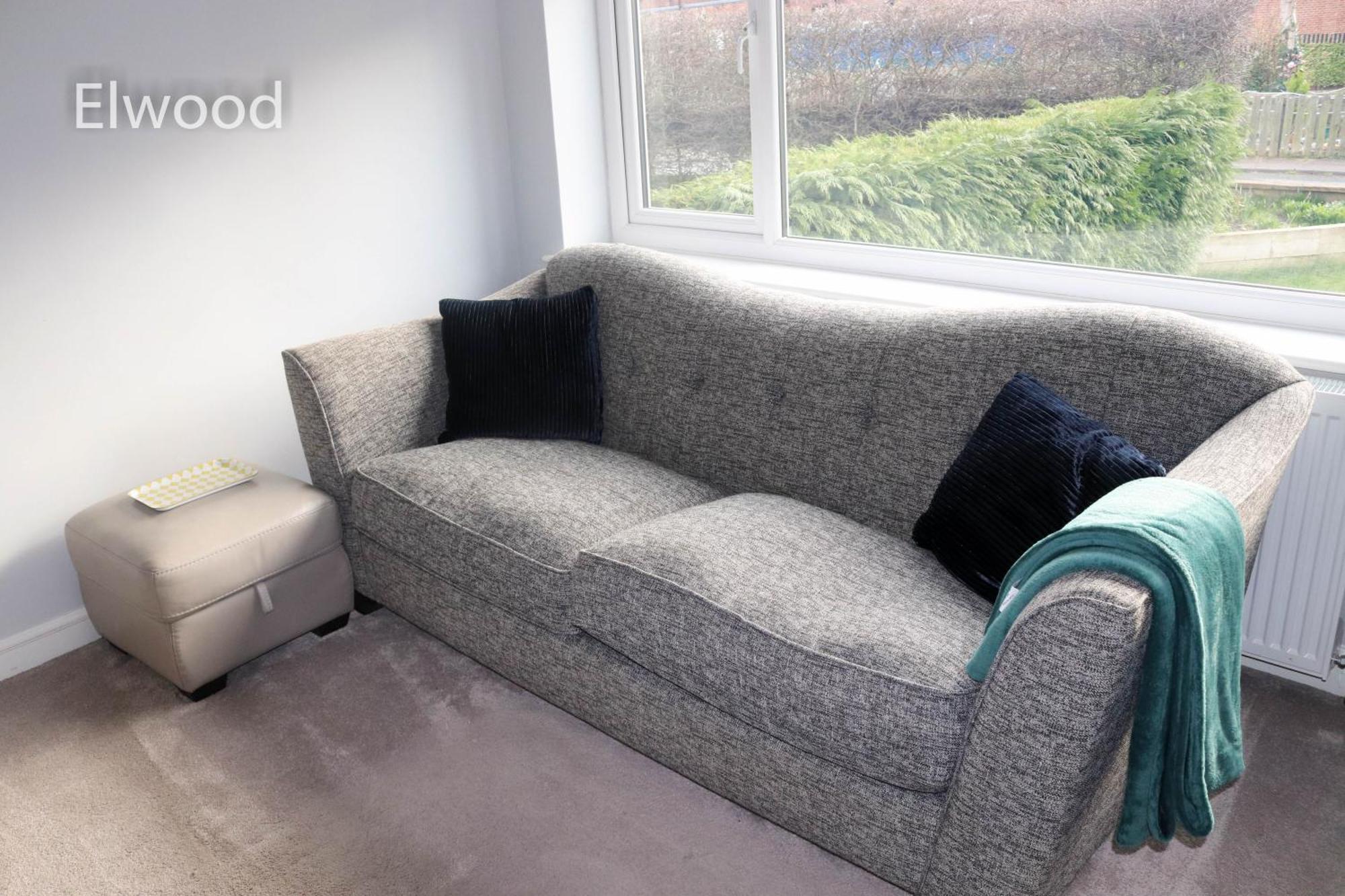 Elwood - Spacious Contemporary From In With Parking Holiday home