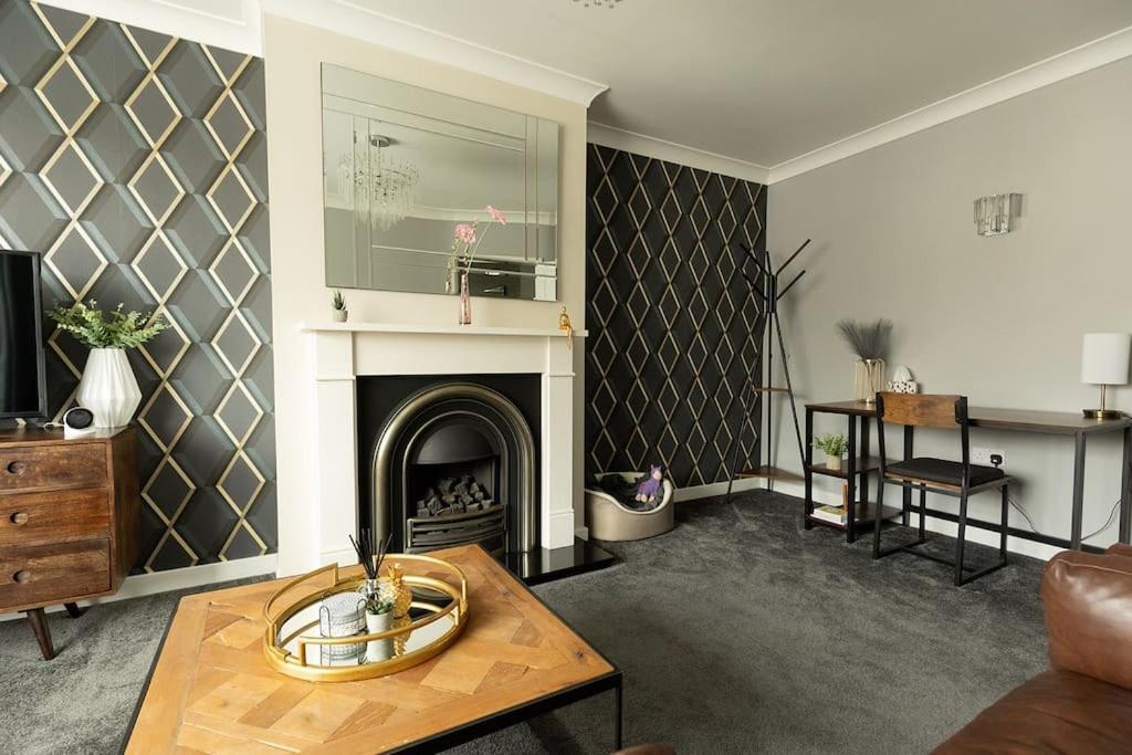 Holiday home Woodfield Road - Two Bed In With Cosy Living Fire. Harrogate