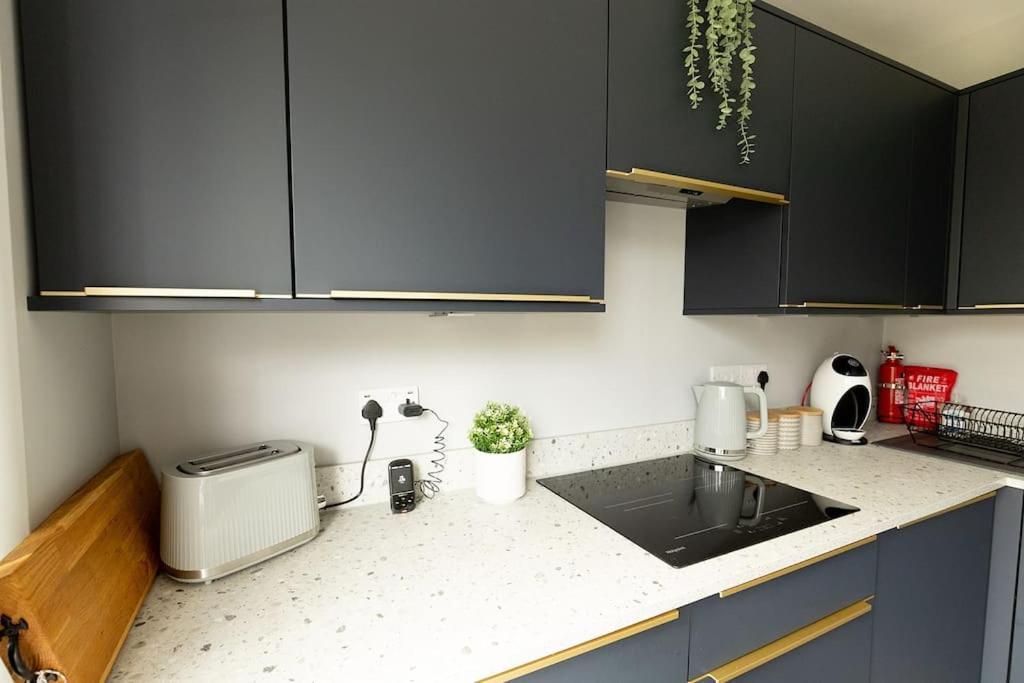 Holiday home Woodfield Road - Two Bed In With Cosy Living Fire.