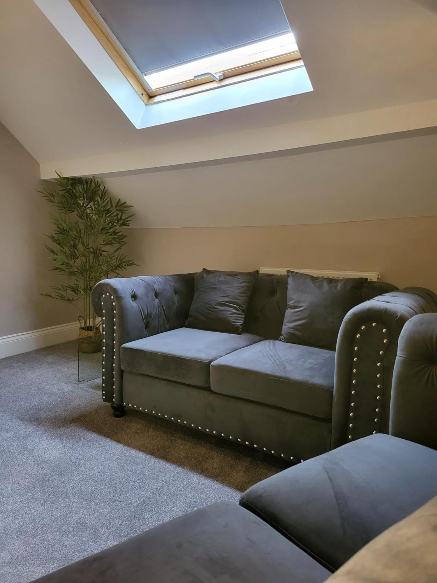 Harrogate Lifestyle Luxury Serviced Aparthotel Apartment 4*