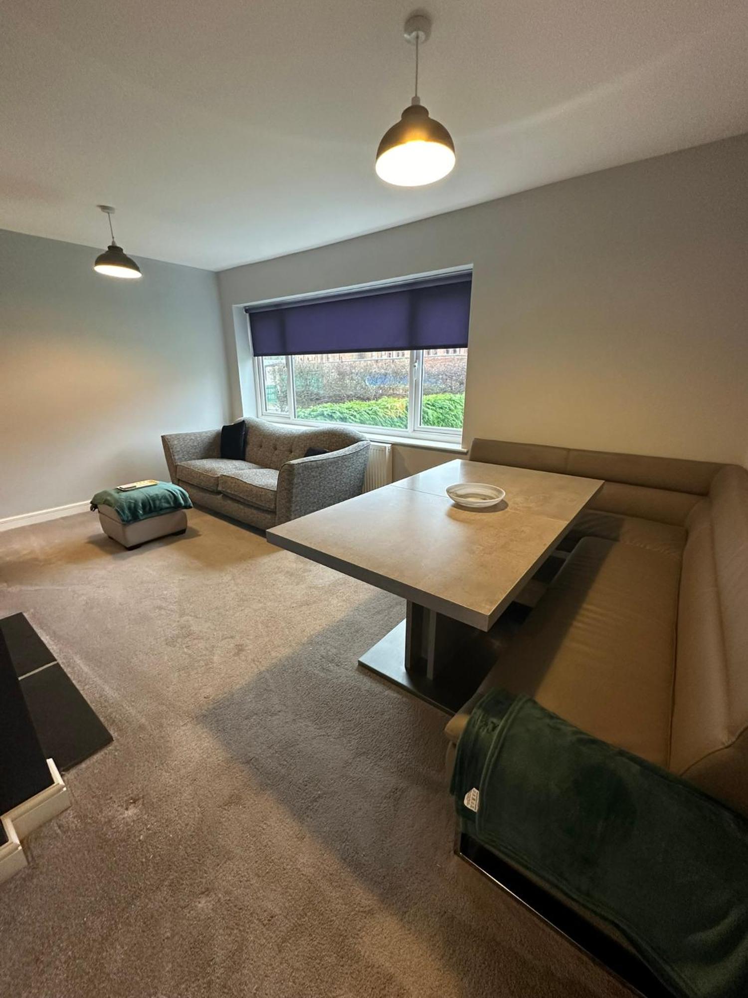 Elwood - Spacious Contemporary From In With Parking Holiday home Harrogate