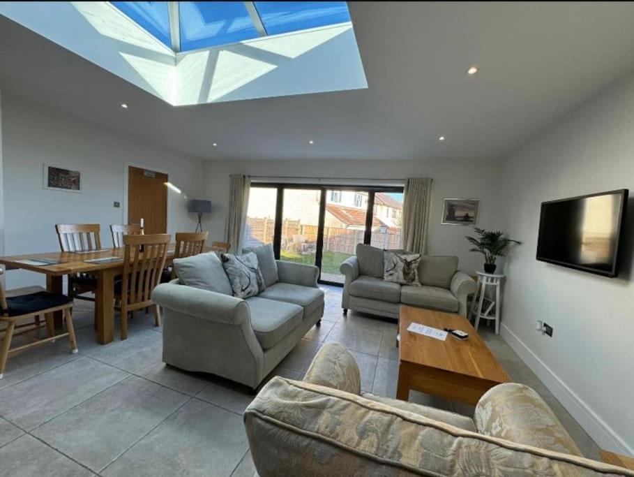 Stylish Near The Centre Of Apartment *