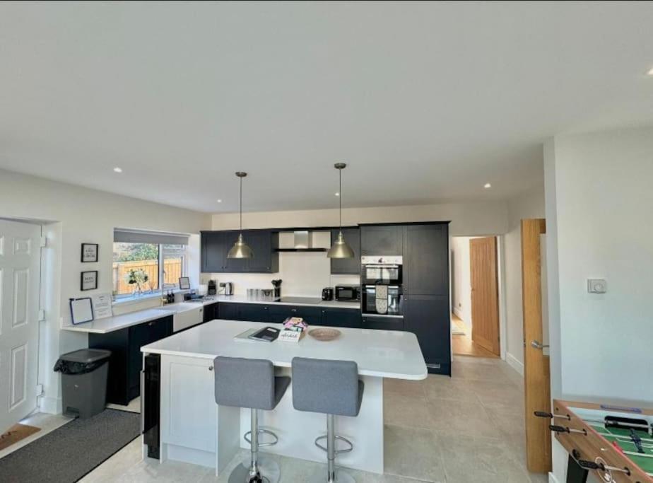 Stylish Near The Centre Of Apartment Harrogate