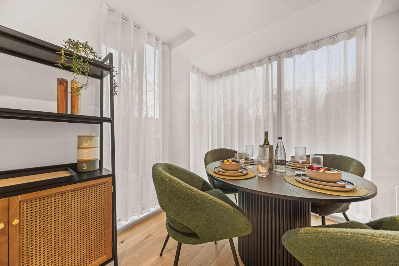 Apartment Atlas House Five
