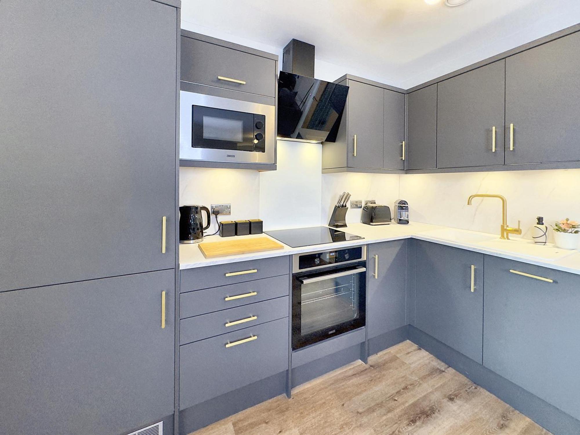 House 2 - Stylish Flat Apartment Harrogate