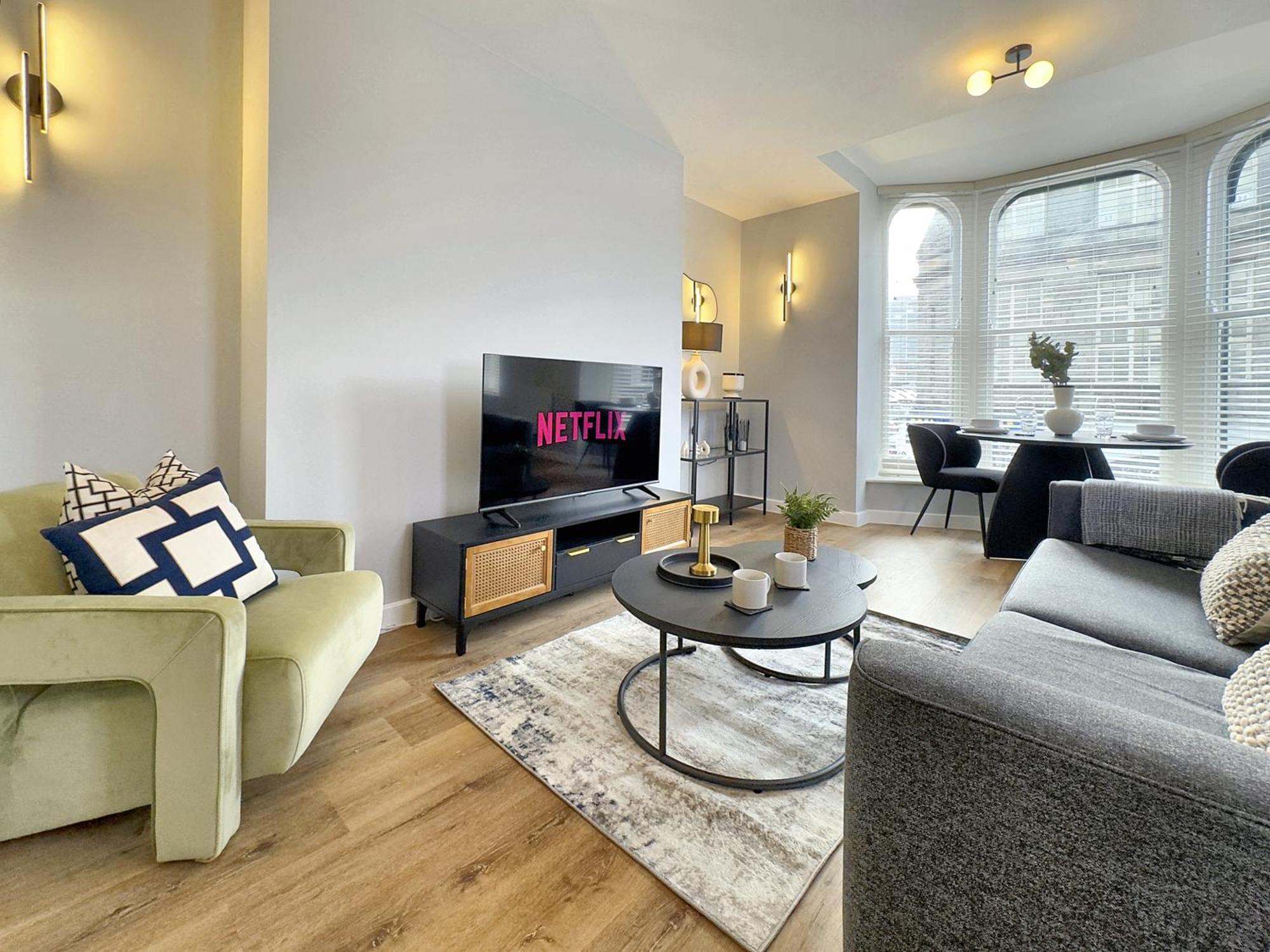 House 2 - Stylish Flat Apartment