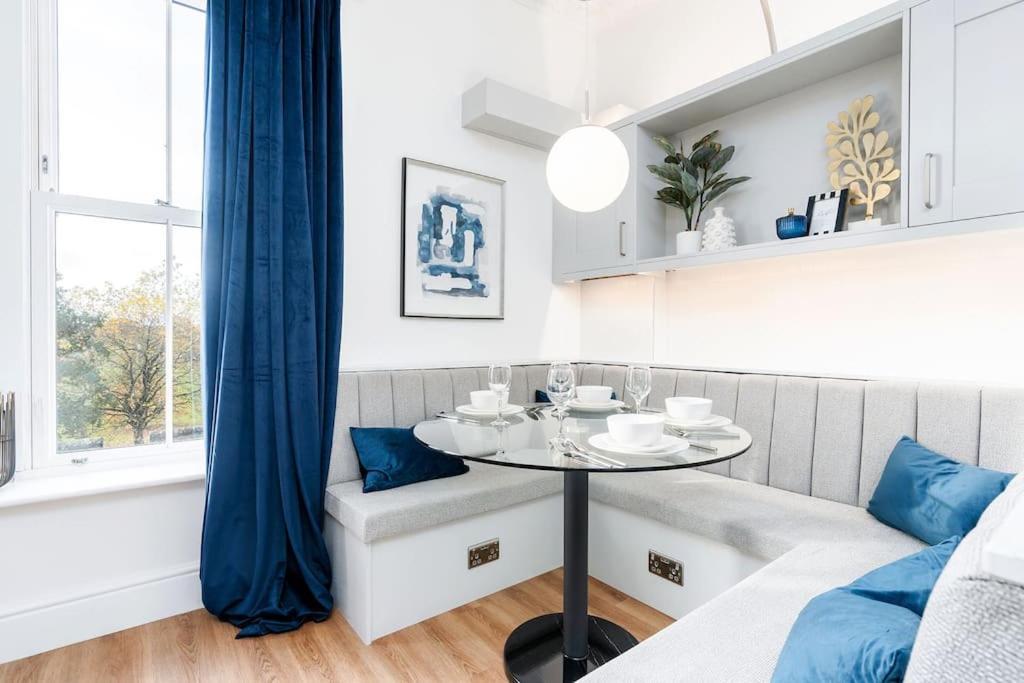 Apartment Granby Gem: Exquisite 3-bed Flat