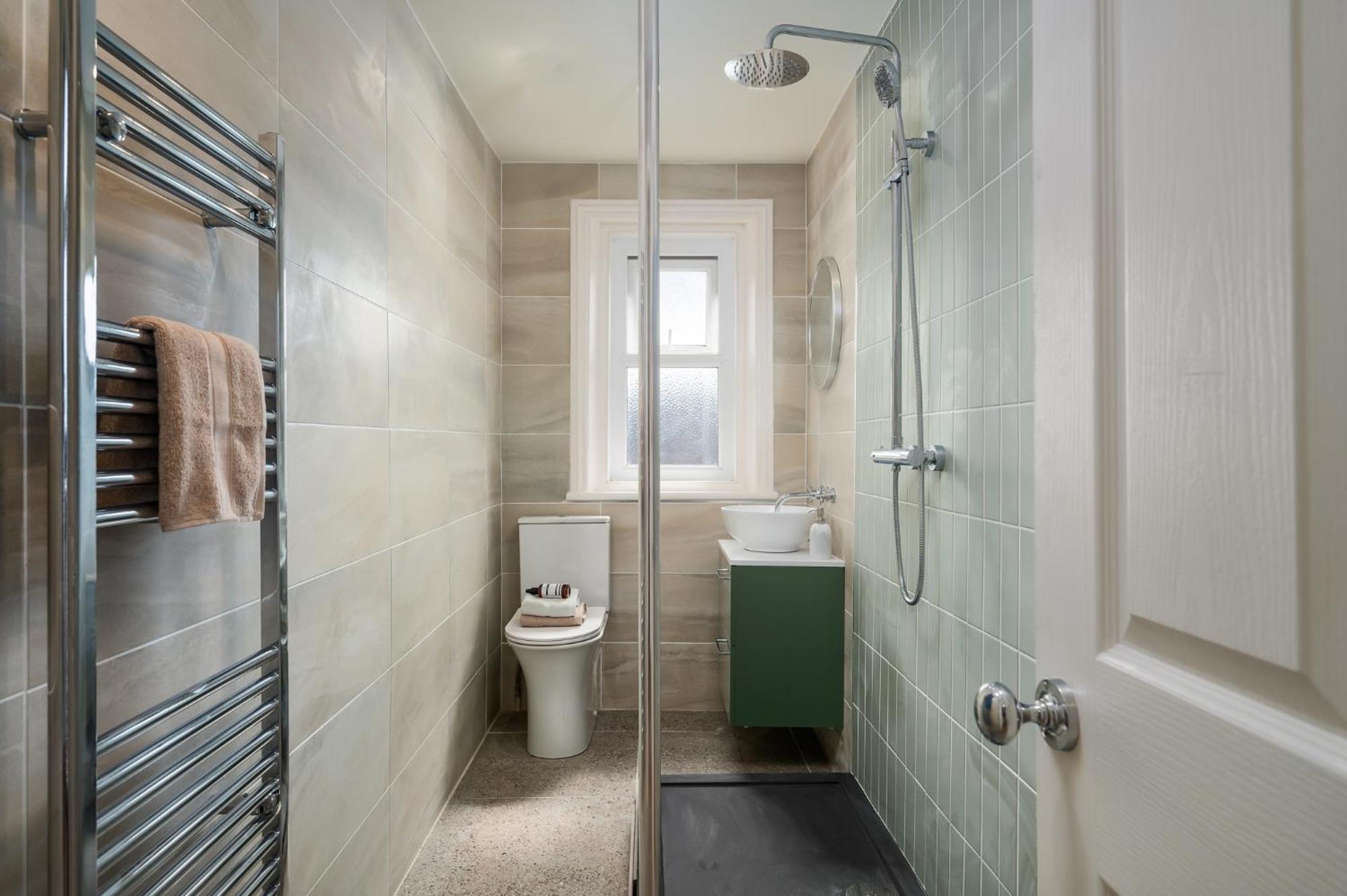 Kist Accommodates - Hughenden Loft Apartment