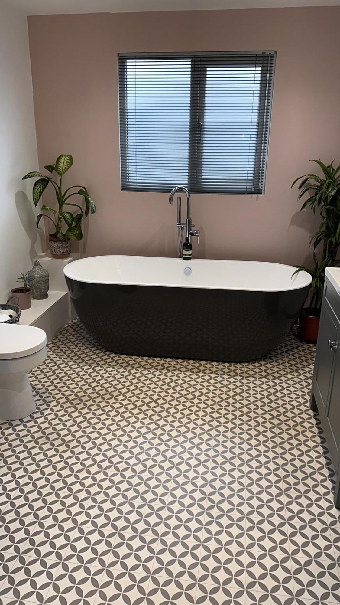 Modern House Sleeps 10, Cinema & Hot Tub Holiday home Harrogate