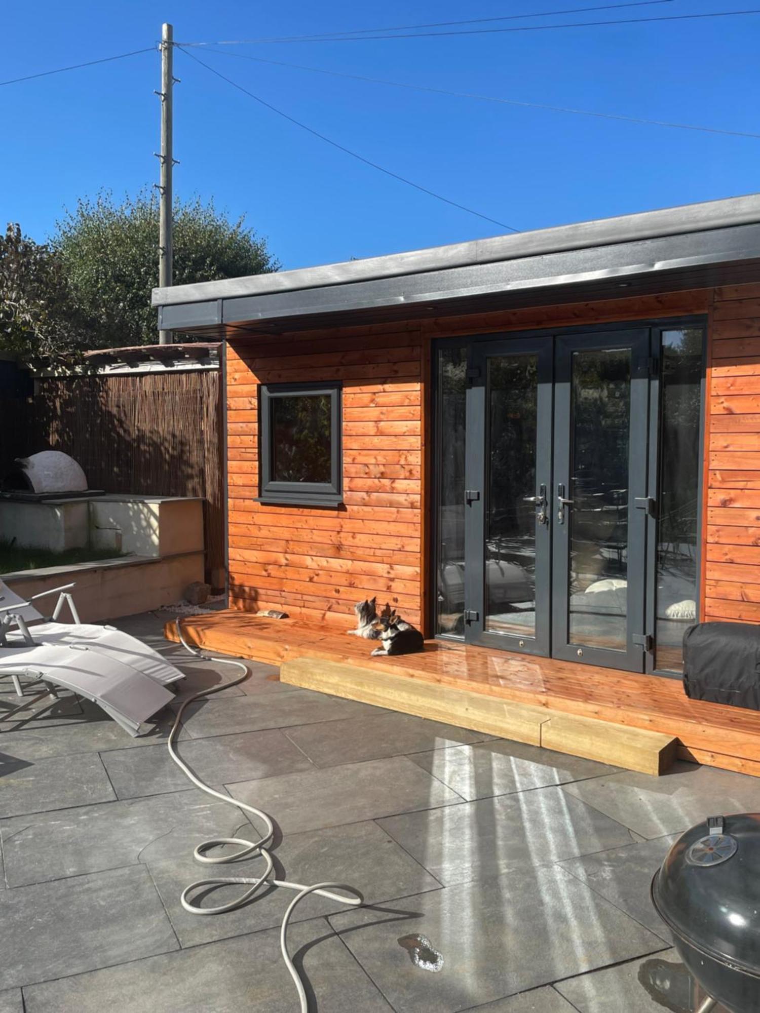 Modern House Sleeps 10, Cinema & Hot Tub Holiday home Harrogate