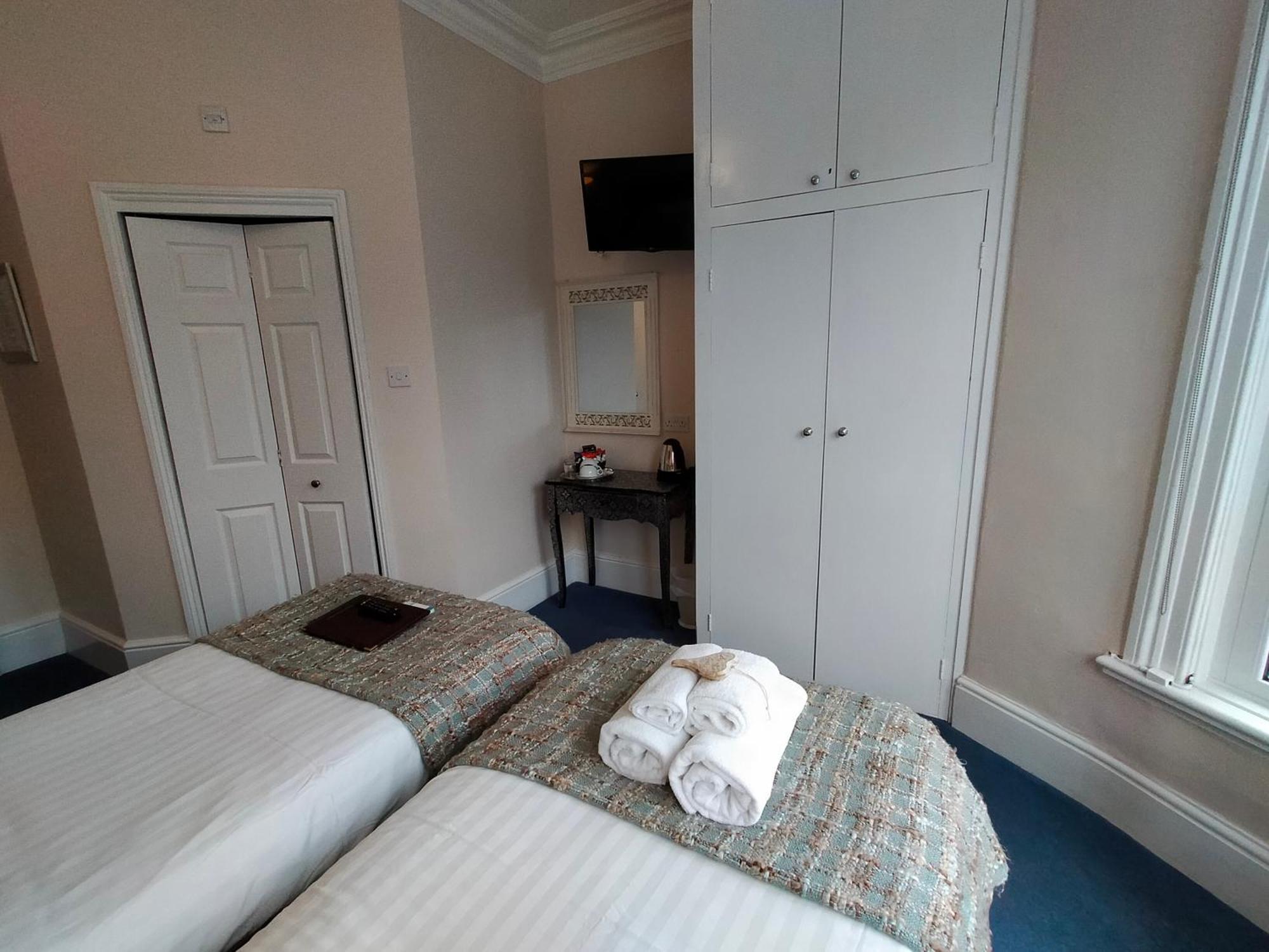 Arden House 4* Harrogate