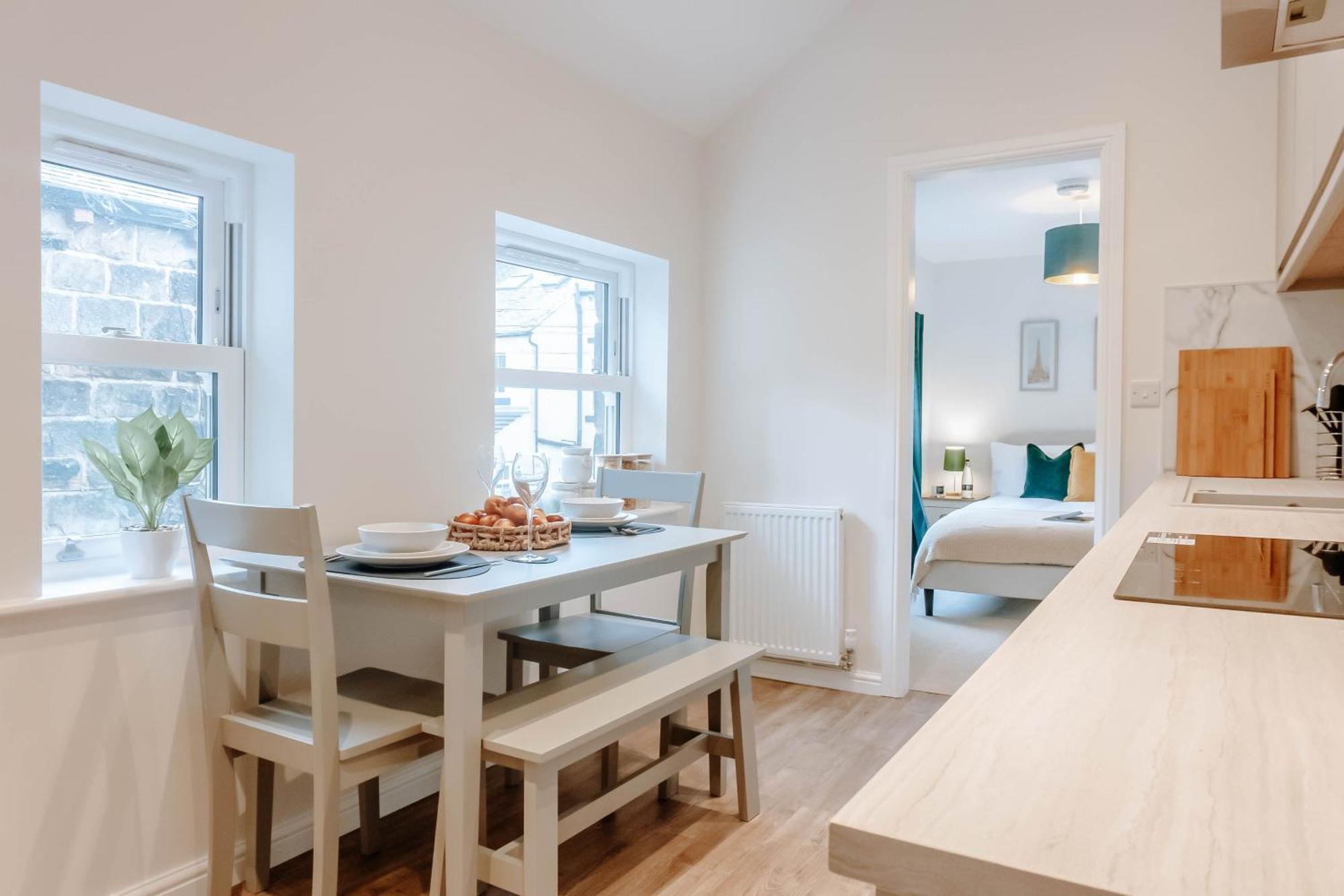 Mayfield Two - Apartment