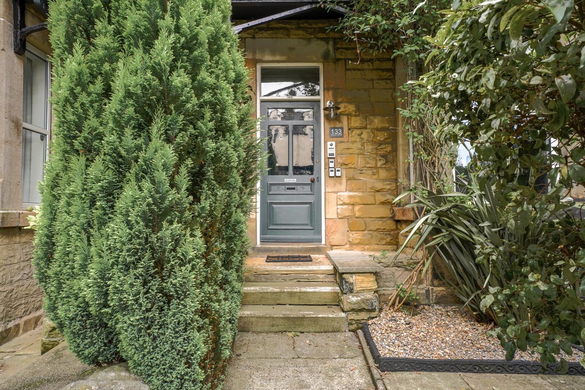 The Bribie * Harrogate