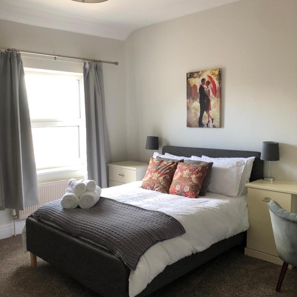 Comfy Big 7 Bedroom Townhouse Harrogate