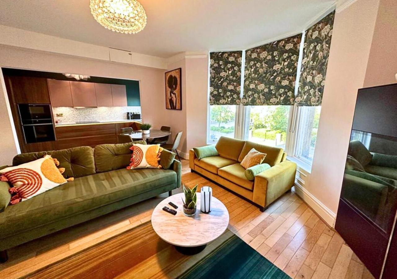 Maison Parfaite Hg1 - 2 Luxury With Parking Space - In Town Centre *