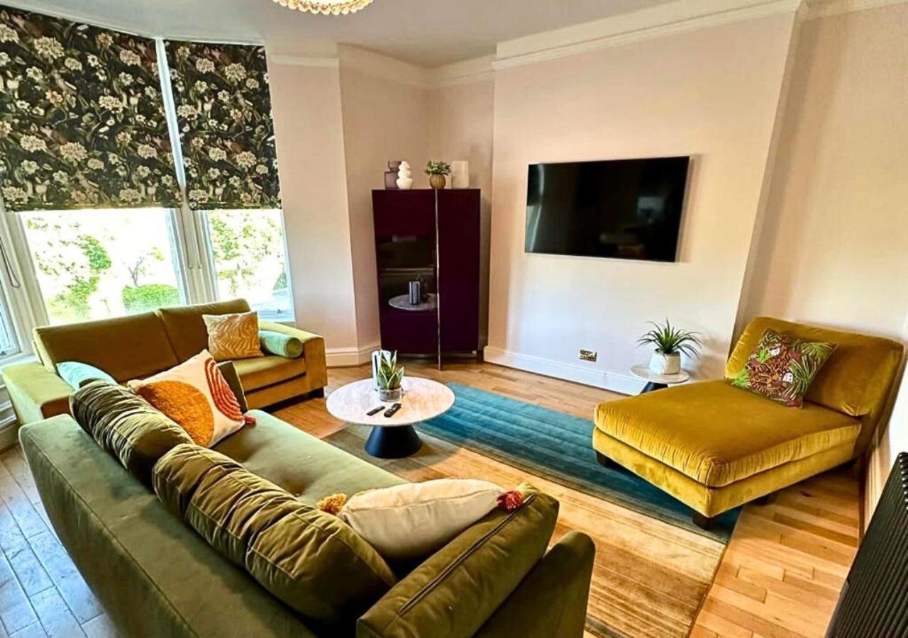 Maison Parfaite Hg1 - 2 Luxury With Parking Space - In Town Centre Apartment