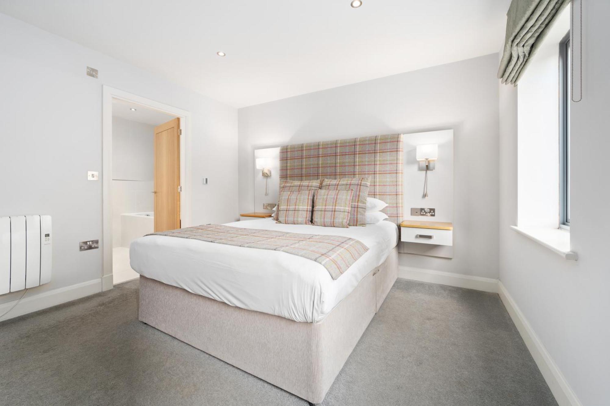 White Hart & 4* Harrogate