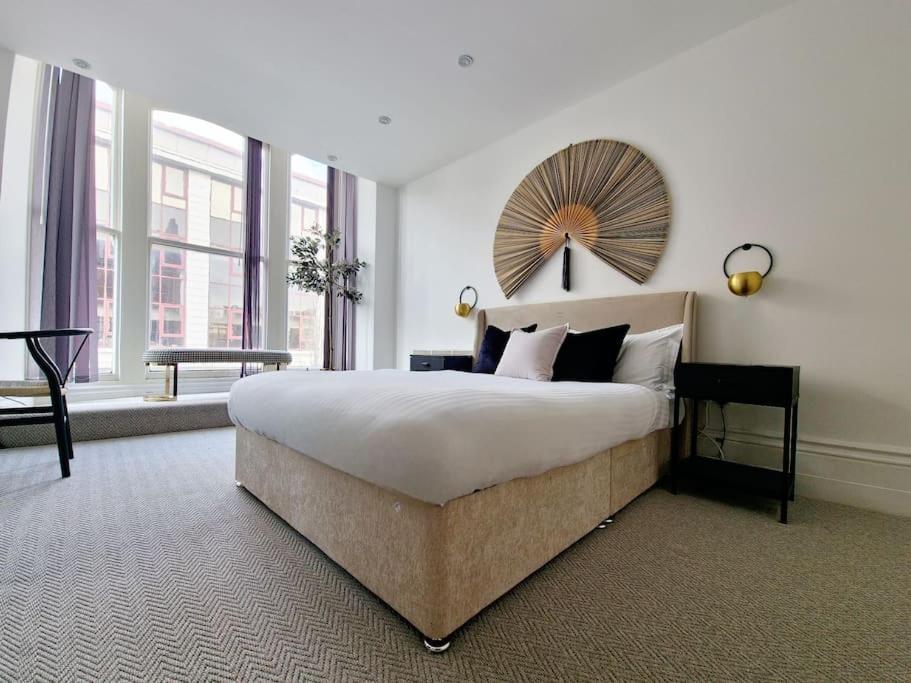 The Stray Adjacent, Interior-designed 2-bed Apartment- Luxury