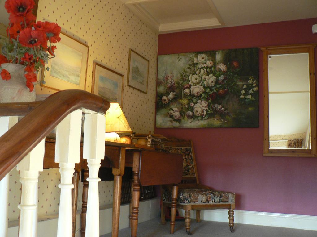 16 Franklin Bijou Boutique