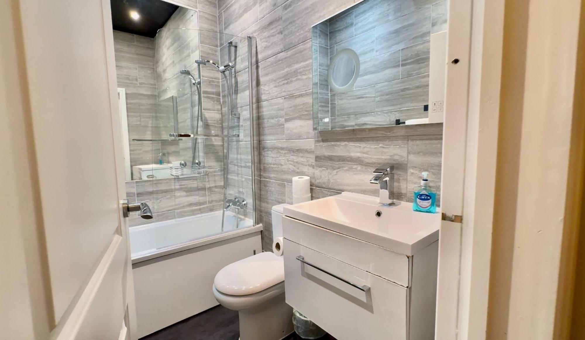 Apartment Location - Family Relocation - Business Harrogate
