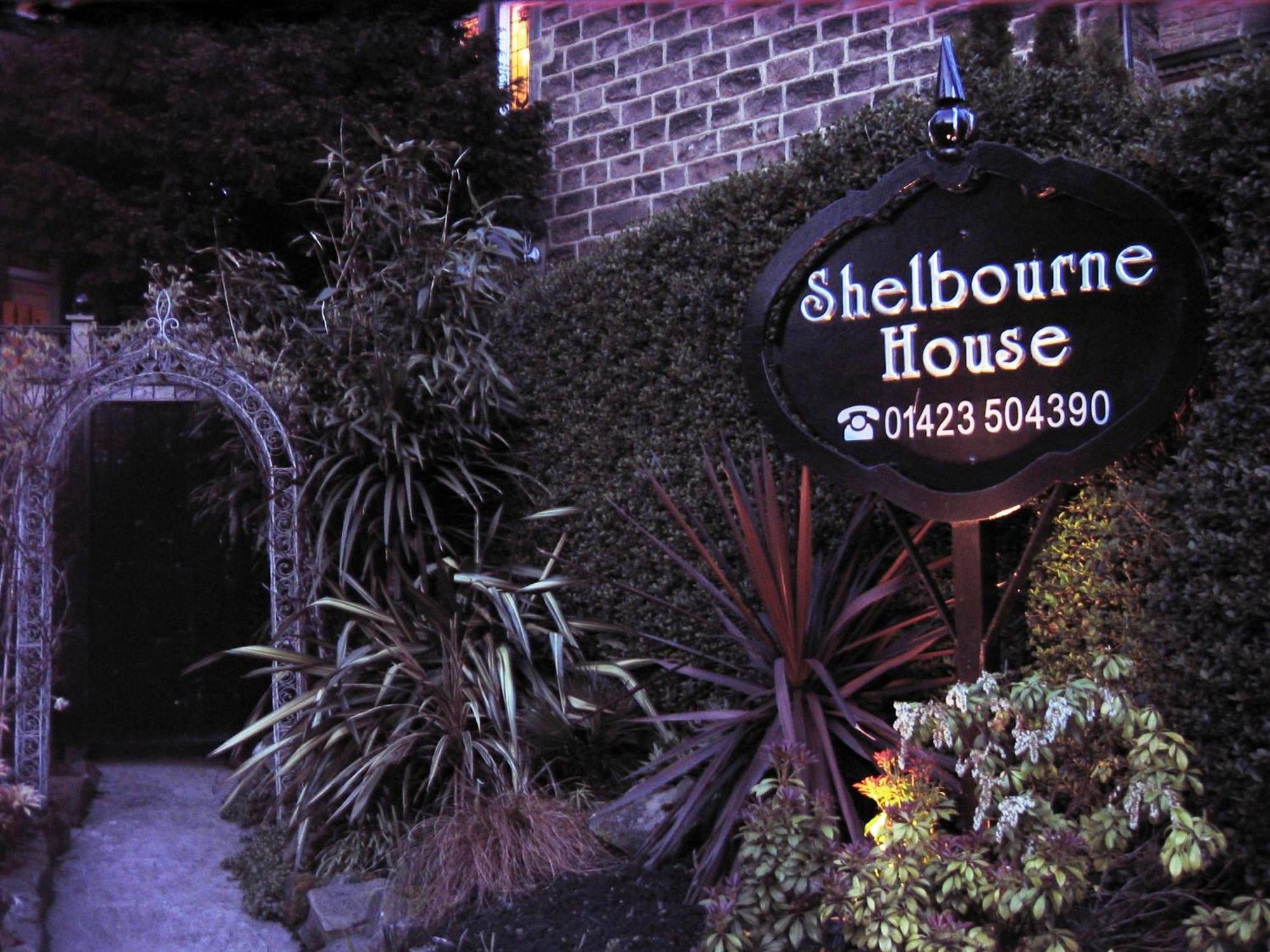 Shelbourne House Bed & Breakfast 4*
