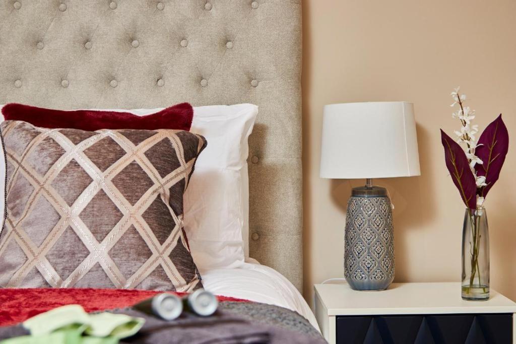 The Abode - Sleeps 6 Apartment Harrogate