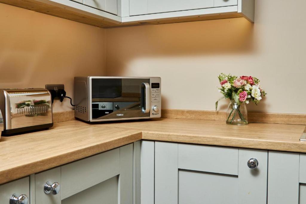 The Abode - Sleeps 6 Apartment