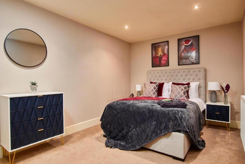 The Abode - Sleeps 6