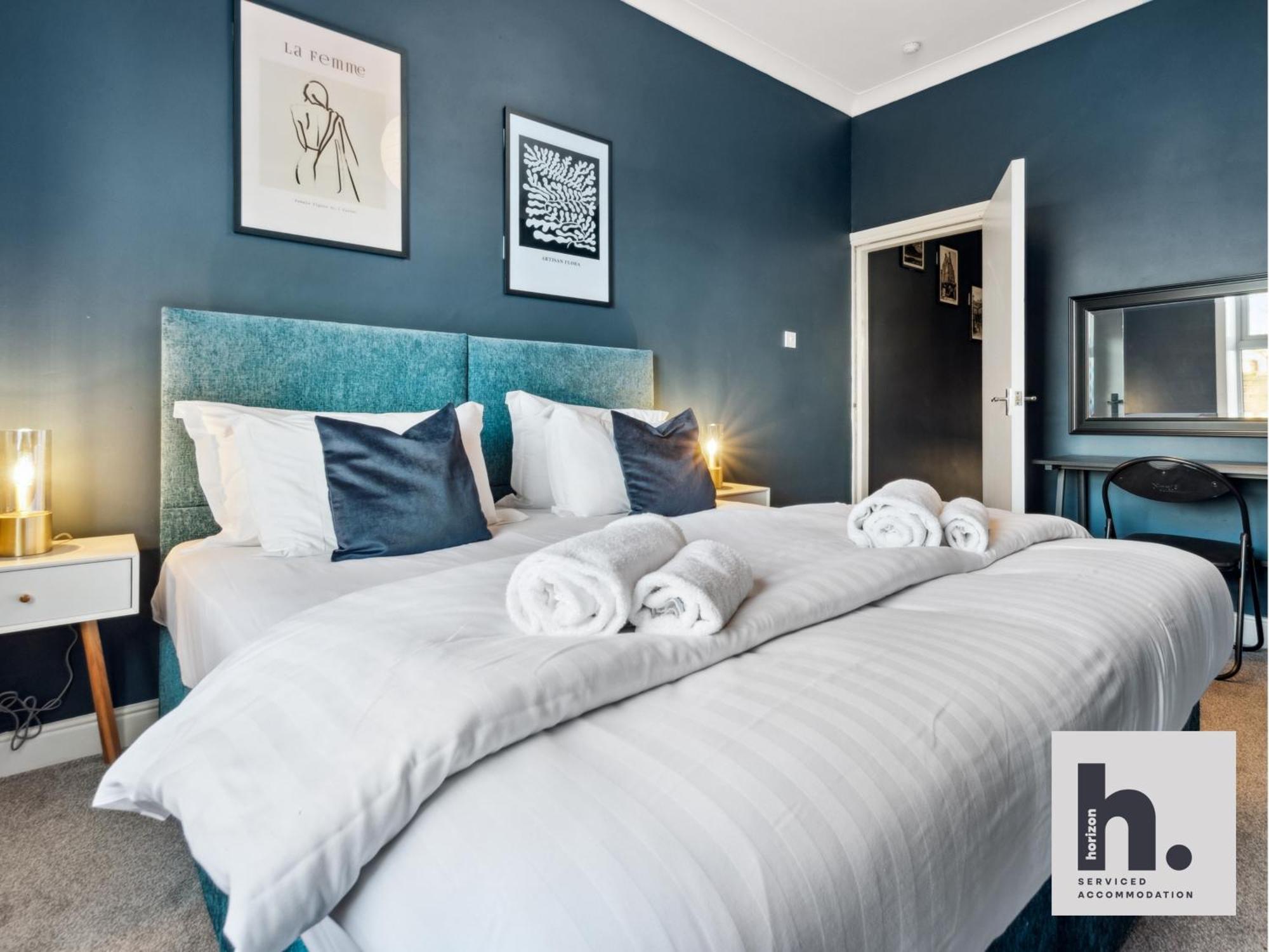 Apartment Free Parking - Penthouse - Business - Relocating - St Harrogate