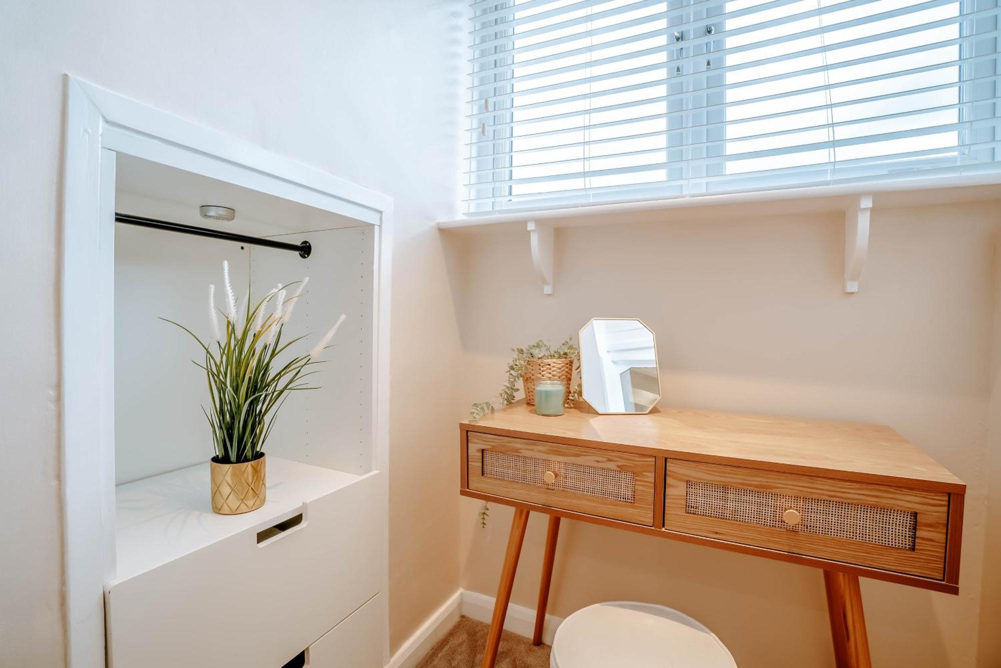 Holiday home The Mayfield Townhouse - Central - 3 Bedrooms With Garden *