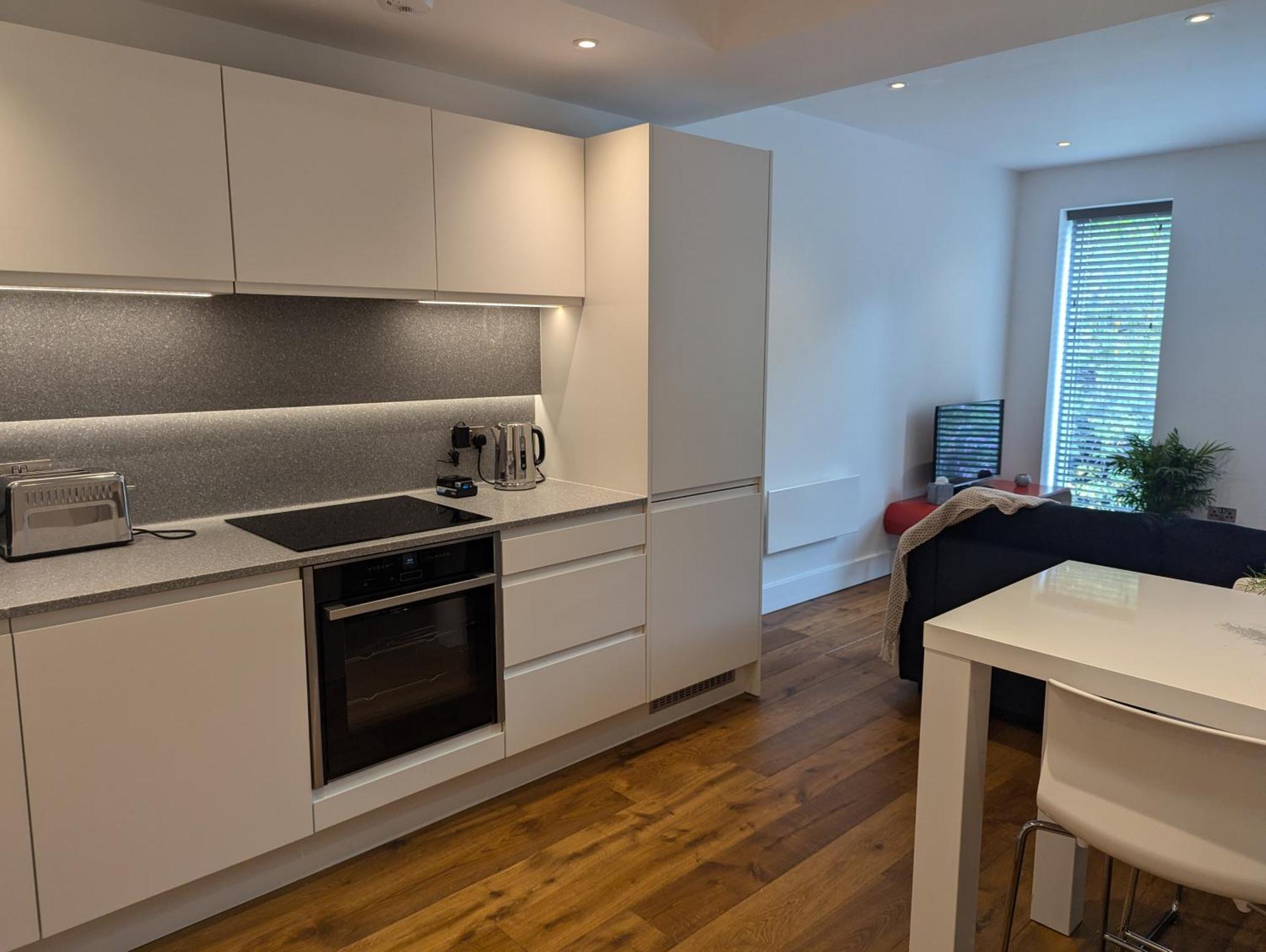Apartment Luxury Centre With Free Parking