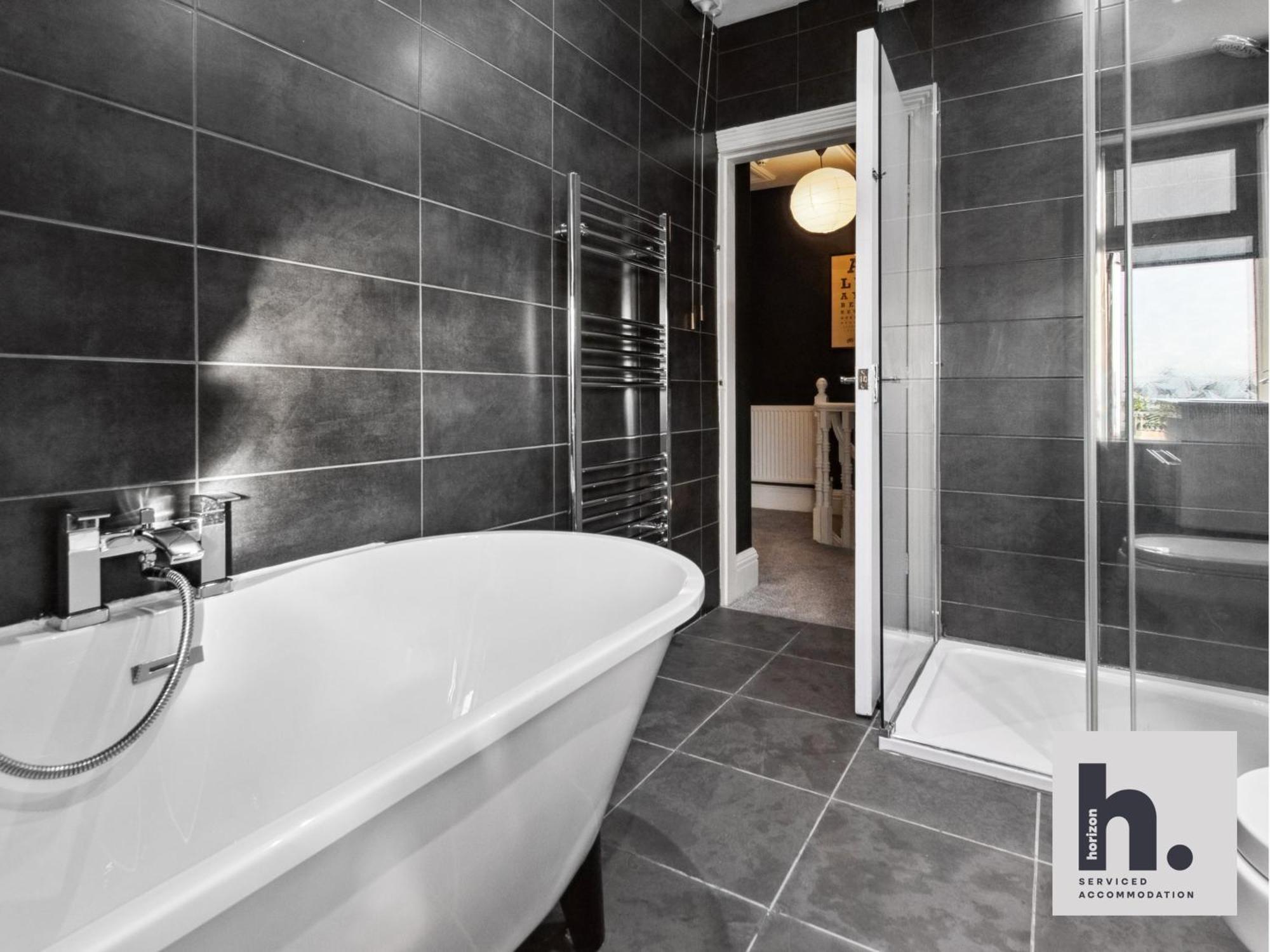 Apartment Free Parking - Penthouse - Business - Relocating - St Harrogate